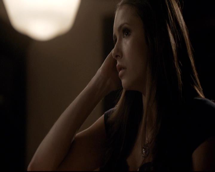 VampireDiariesWorld-dot-org_2x03BadMoonRising1472.jpg