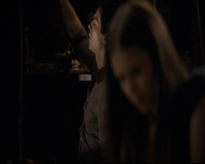 VampireDiariesWorld-dot-org_2x03BadMoonRising1494.jpg
