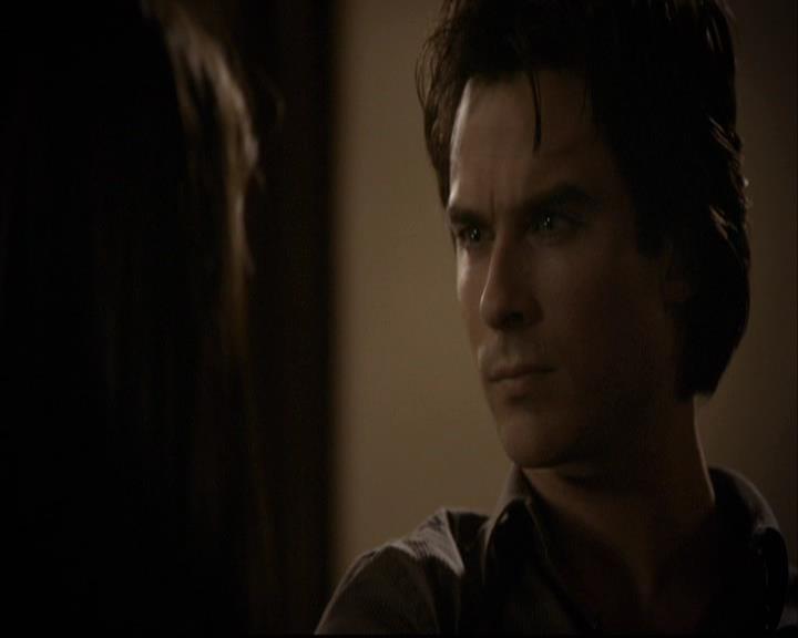 VampireDiariesWorld-dot-org_2x03BadMoonRising1511.jpg