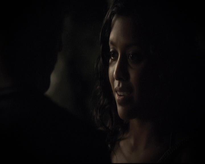 VampireDiariesWorld-dot-org_2x03BadMoonRising1538.jpg