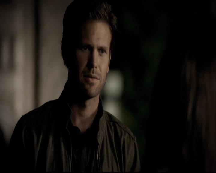 VampireDiariesWorld-dot-org_2x03BadMoonRising1688.jpg