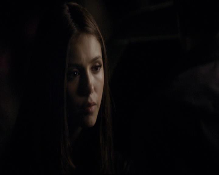VampireDiariesWorld-dot-org_2x03BadMoonRising1761.jpg