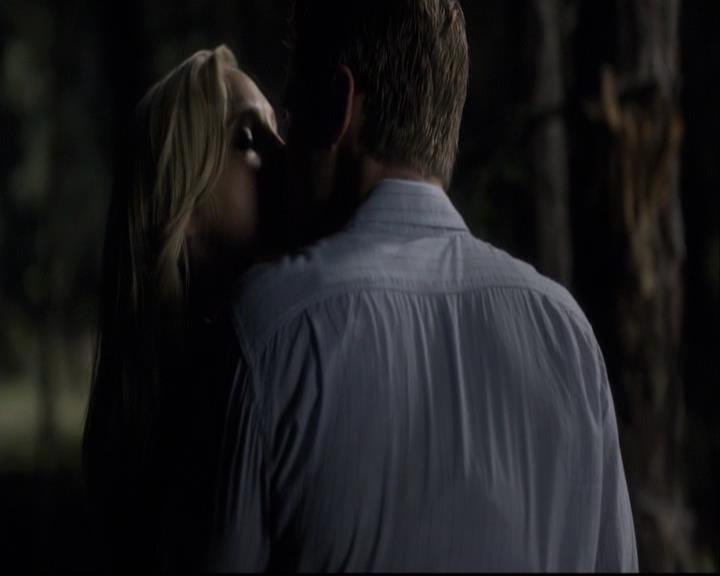 VampireDiariesWorld-dot-org_2x03BadMoonRising1782.jpg