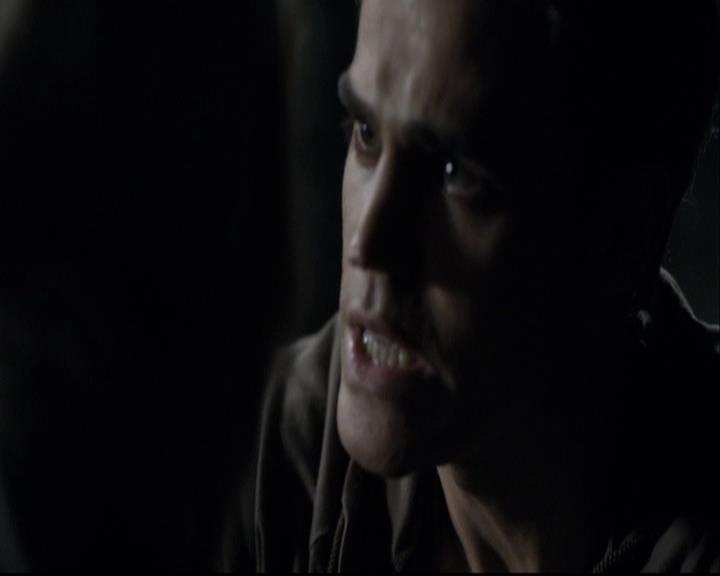 VampireDiariesWorld-dot-org_2x03BadMoonRising1859.jpg