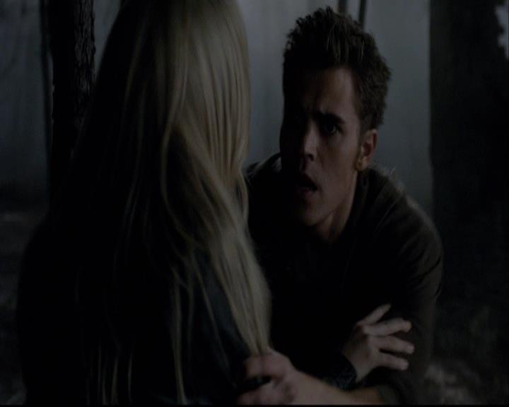VampireDiariesWorld-dot-org_2x03BadMoonRising1872.jpg