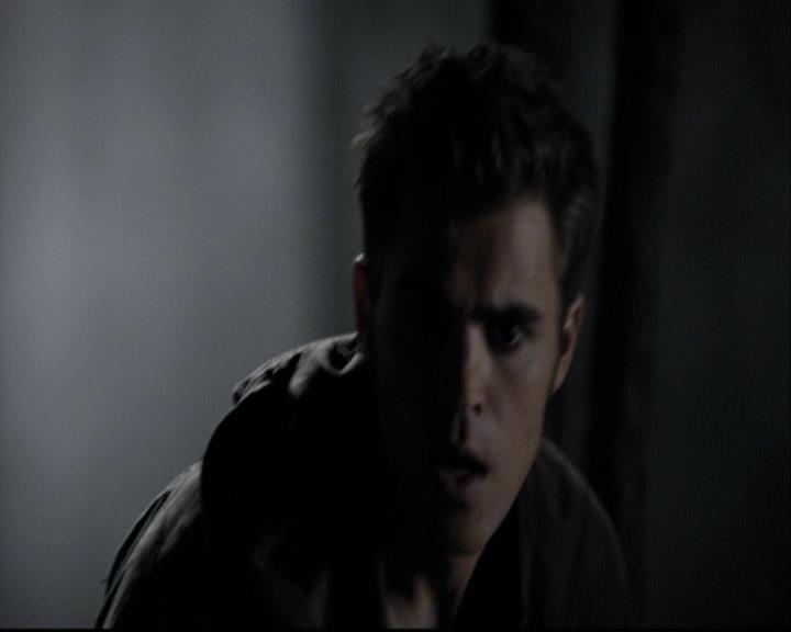 VampireDiariesWorld-dot-org_2x03BadMoonRising1887.jpg