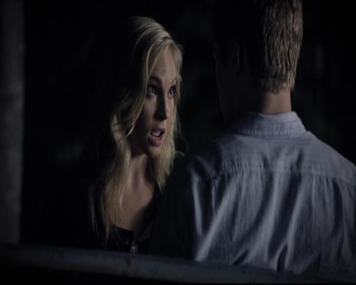 VampireDiariesWorld-dot-org_2x03BadMoonRising1914.jpg
