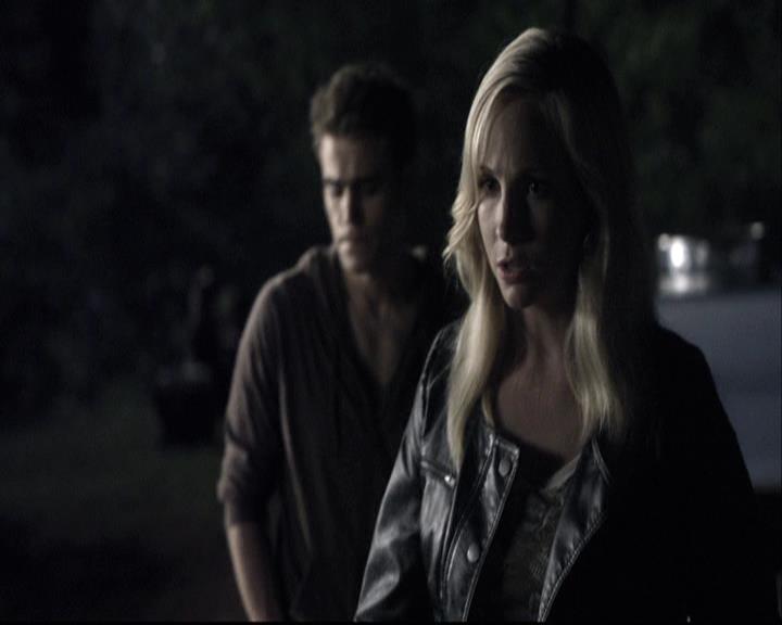 VampireDiariesWorld-dot-org_2x03BadMoonRising1929.jpg
