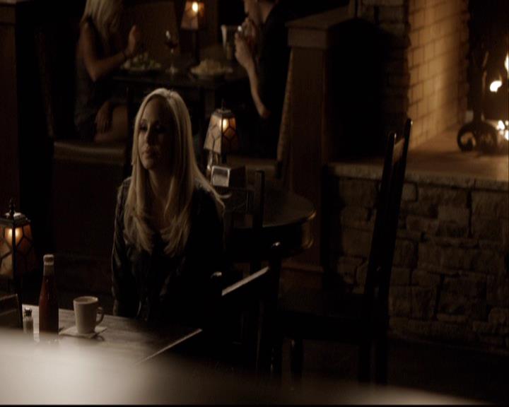 VampireDiariesWorld-dot-org_2x03BadMoonRising2101.jpg