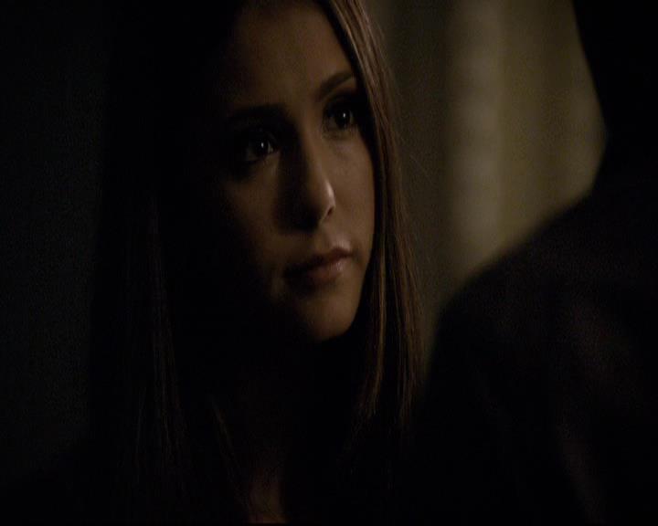 VampireDiariesWorld-dot-org_2x03BadMoonRising2185.jpg