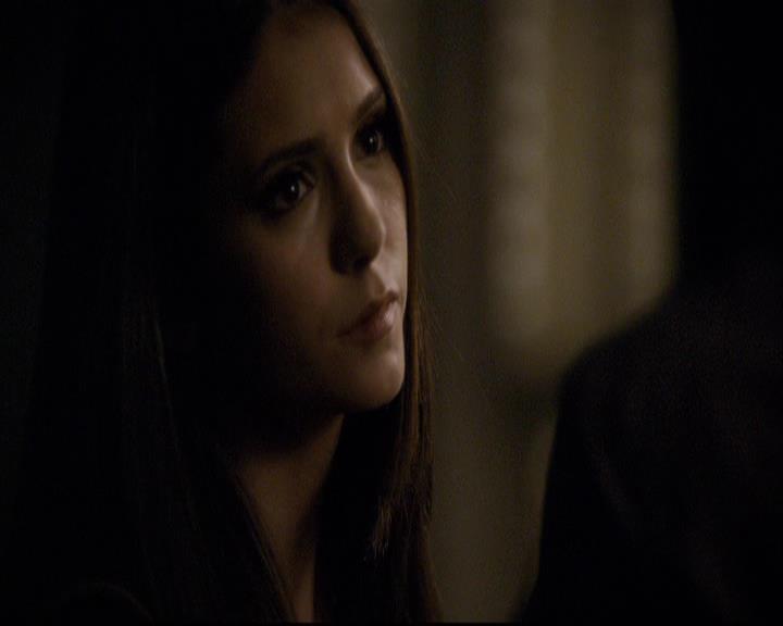 VampireDiariesWorld-dot-org_2x03BadMoonRising2200.jpg