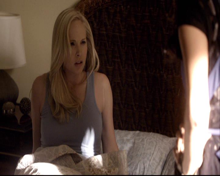 VampireDiariesWorld-dot-org_2x03BadMoonRising2239.jpg