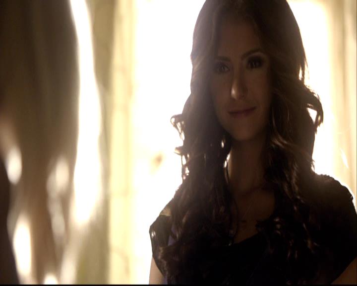 VampireDiariesWorld-dot-org_2x03BadMoonRising2246.jpg