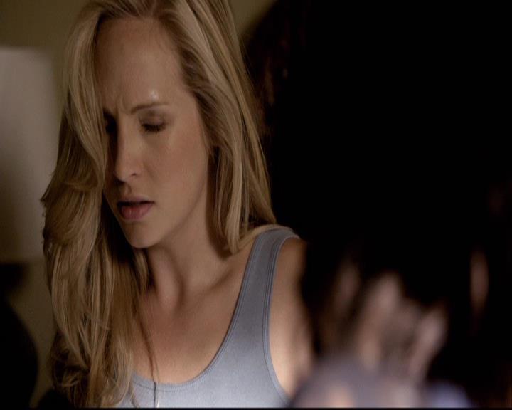 VampireDiariesWorld-dot-org_2x03BadMoonRising2253.jpg