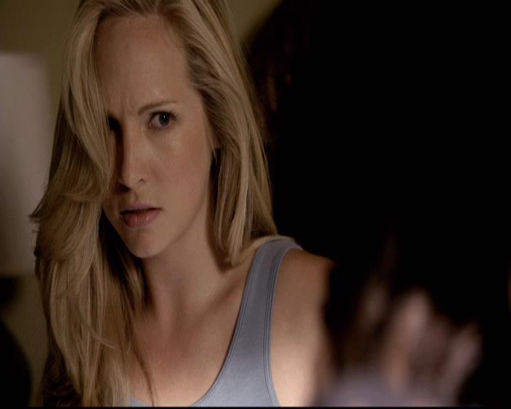 VampireDiariesWorld-dot-org_2x03BadMoonRising2254.jpg