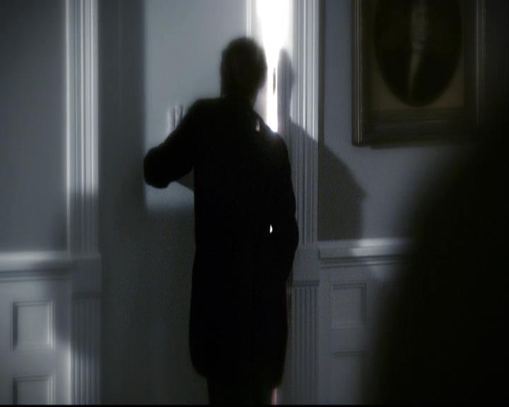 VampireDiariesWorld-dot-org_2x04MemoryLane0041.jpg
