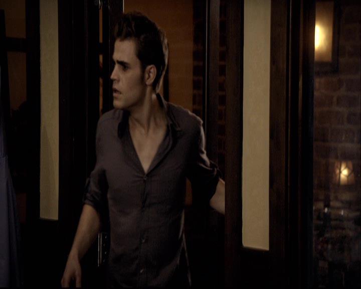 VampireDiariesWorld-dot-org_2x04MemoryLane0044.jpg