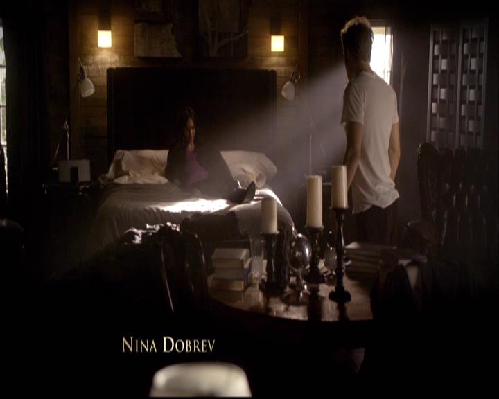 VampireDiariesWorld-dot-org_2x04MemoryLane0129.jpg