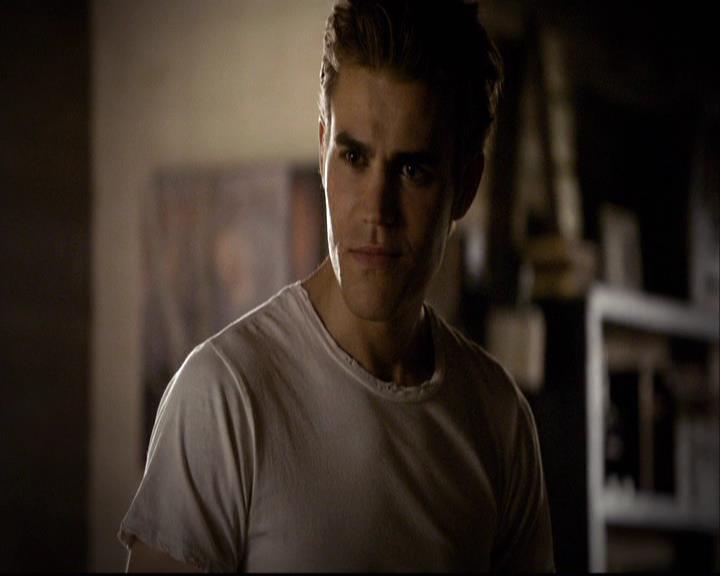 VampireDiariesWorld-dot-org_2x04MemoryLane0131.jpg