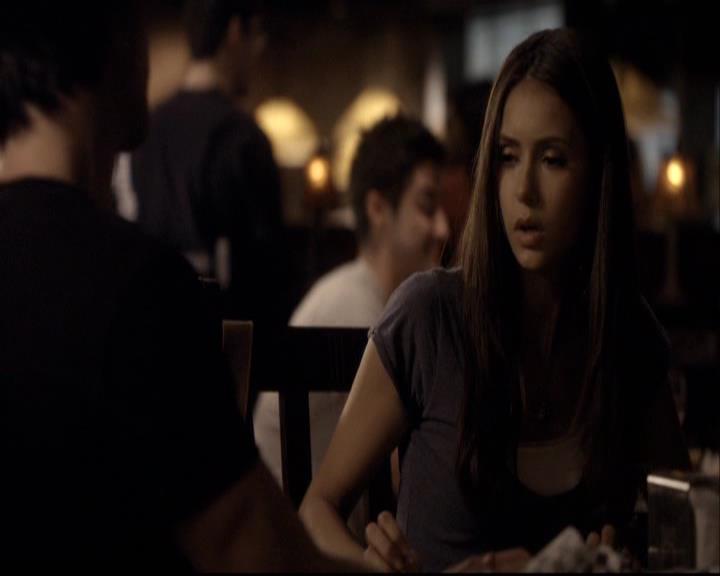 VampireDiariesWorld-dot-org_2x04MemoryLane0175.jpg