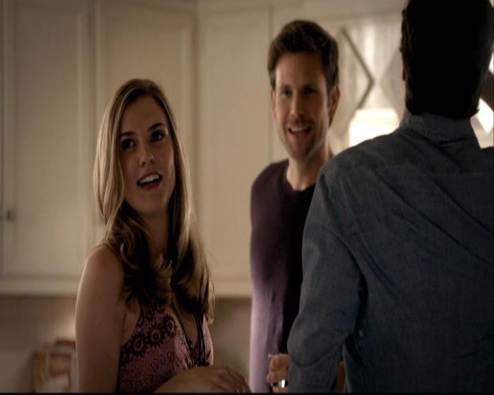 VampireDiariesWorld-dot-org_2x04MemoryLane0720.jpg