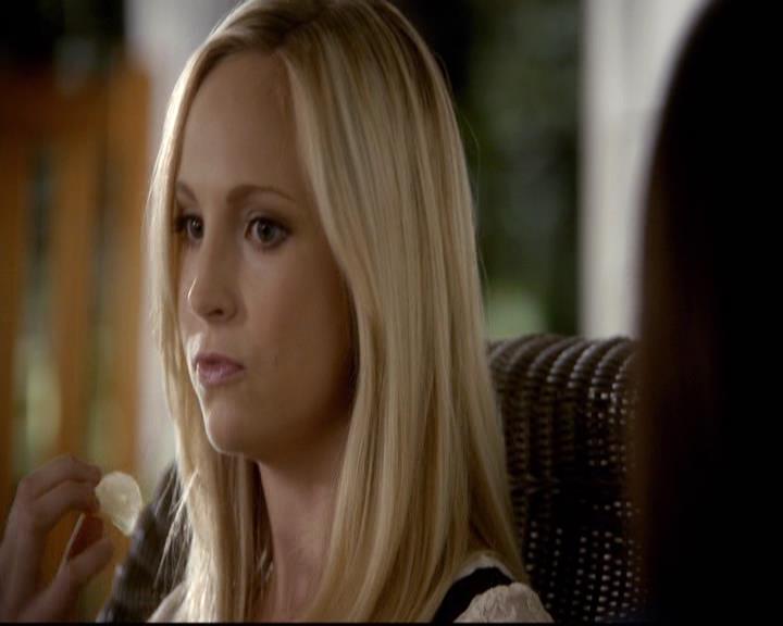 VampireDiariesWorld-dot-org_2x04MemoryLane0769.jpg