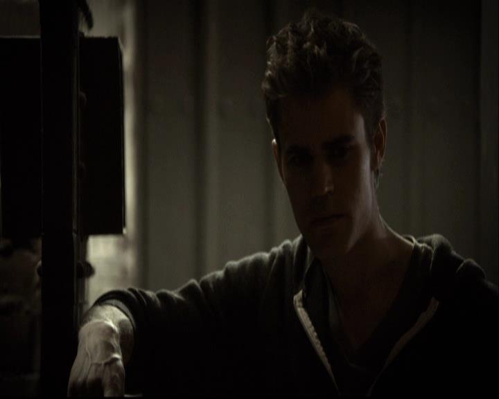 VampireDiariesWorld-dot-org_2x04MemoryLane0838.jpg