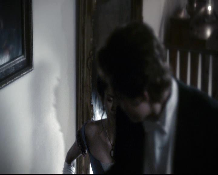 VampireDiariesWorld-dot-org_2x04MemoryLane0842.jpg