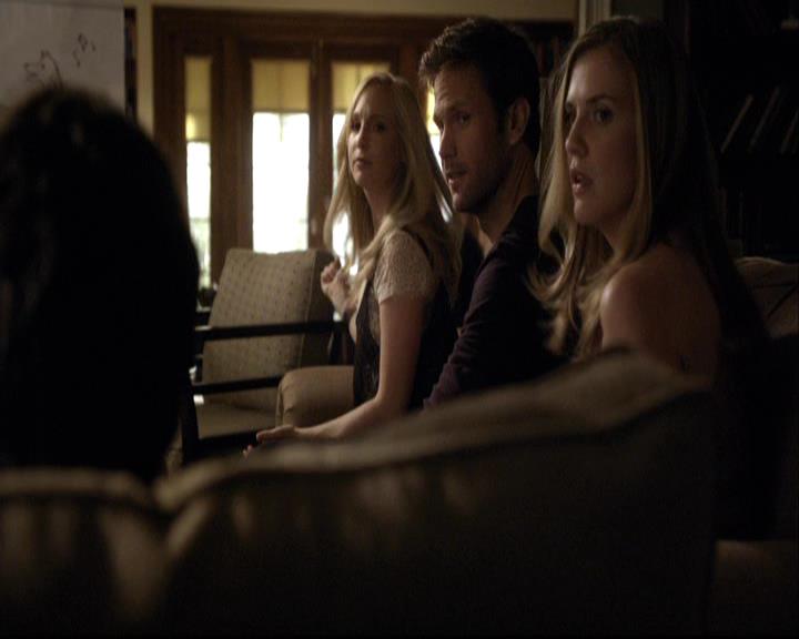 VampireDiariesWorld-dot-org_2x04MemoryLane1015.jpg