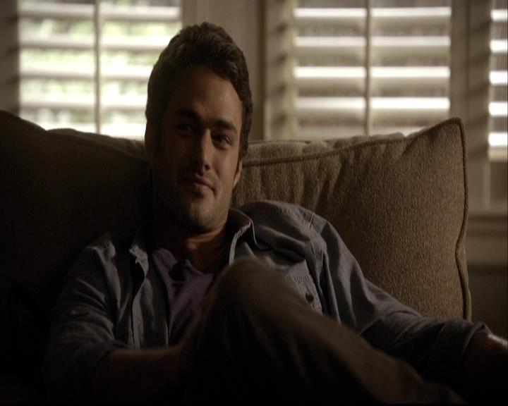 VampireDiariesWorld-dot-org_2x04MemoryLane1017.jpg