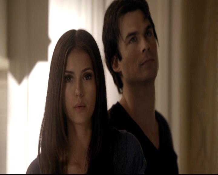 VampireDiariesWorld-dot-org_2x04MemoryLane1029.jpg