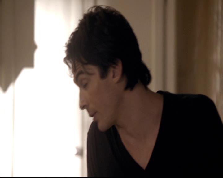 VampireDiariesWorld-dot-org_2x04MemoryLane1039.jpg