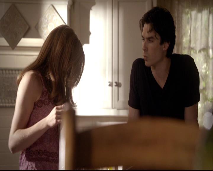 VampireDiariesWorld-dot-org_2x04MemoryLane1050.jpg