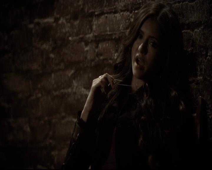 VampireDiariesWorld-dot-org_2x04MemoryLane1078.jpg