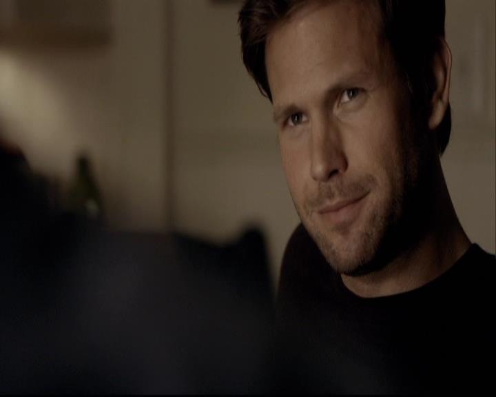 VampireDiariesWorld-dot-org_2x04MemoryLane1176.jpg