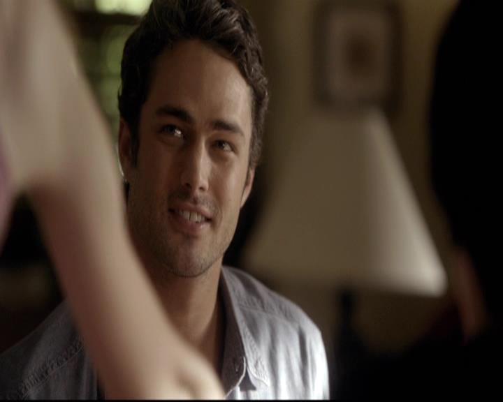 VampireDiariesWorld-dot-org_2x04MemoryLane1182.jpg