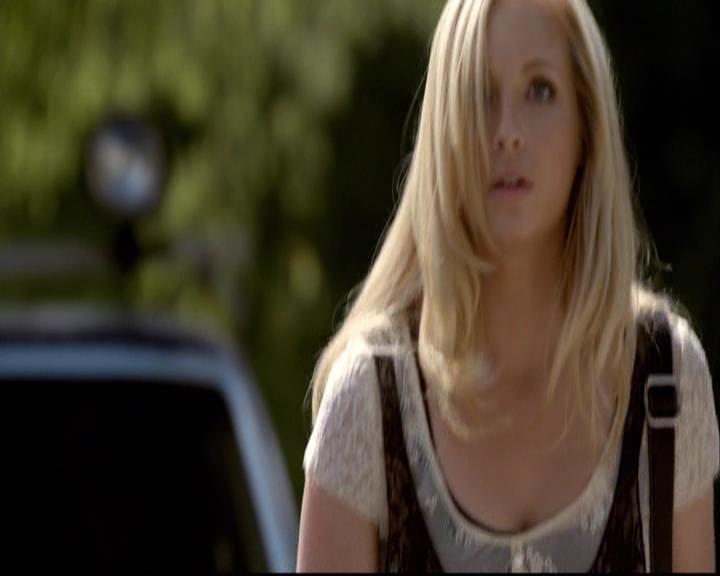 VampireDiariesWorld-dot-org_2x04MemoryLane1247.jpg
