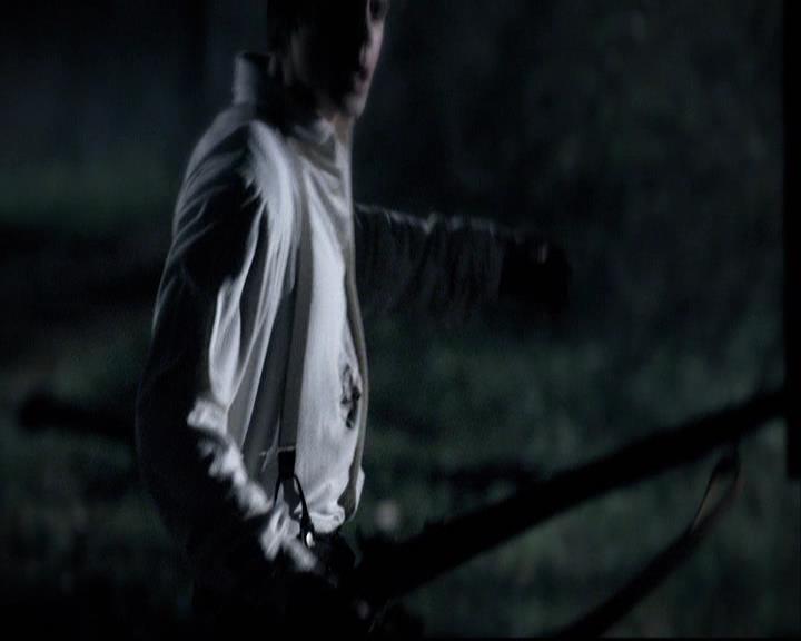 VampireDiariesWorld-dot-org_2x04MemoryLane1307.jpg