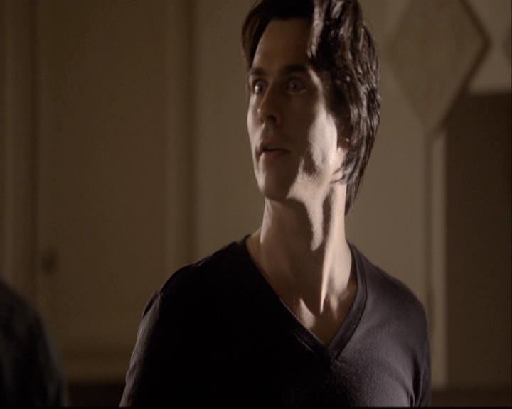 VampireDiariesWorld-dot-org_2x04MemoryLane1328.jpg