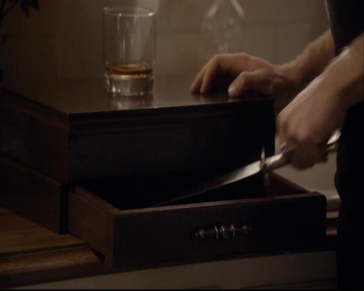 VampireDiariesWorld-dot-org_2x04MemoryLane1388.jpg