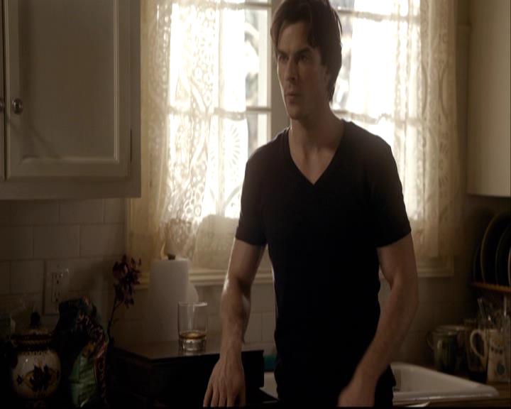 VampireDiariesWorld-dot-org_2x04MemoryLane1389.jpg