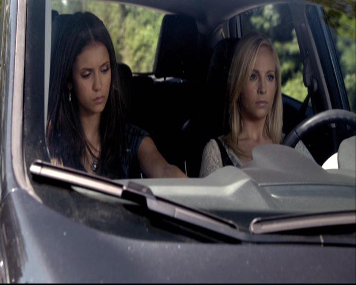 VampireDiariesWorld-dot-org_2x04MemoryLane1424.jpg