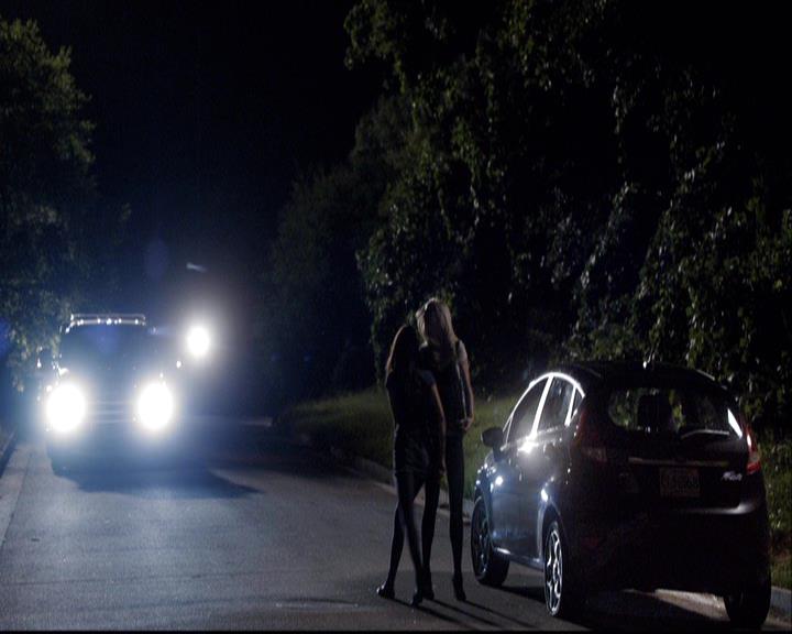 VampireDiariesWorld-dot-org_2x04MemoryLane1541.jpg