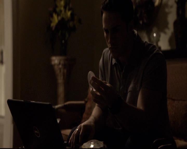 VampireDiariesWorld-dot-org_2x04MemoryLane1828.jpg