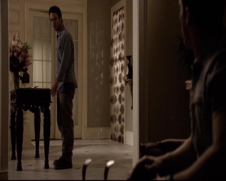 VampireDiariesWorld-dot-org_2x04MemoryLane1834.jpg