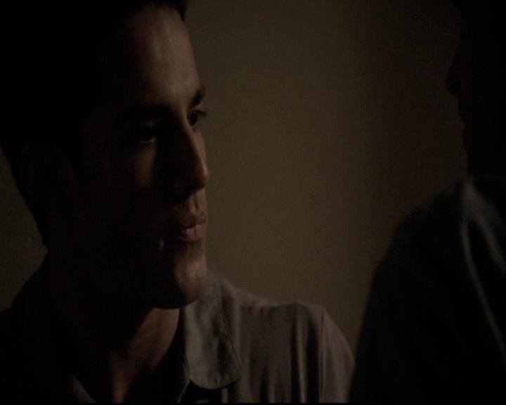 VampireDiariesWorld-dot-org_2x04MemoryLane1876.jpg