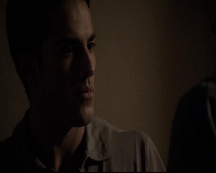 VampireDiariesWorld-dot-org_2x04MemoryLane1877.jpg