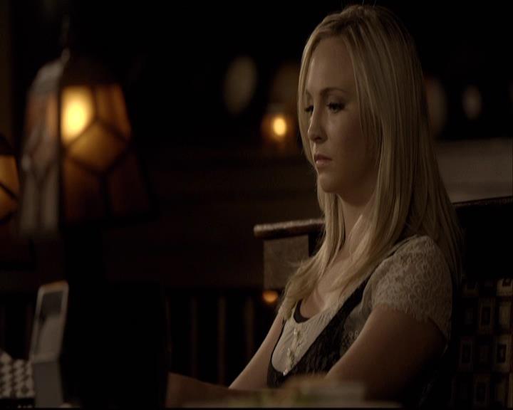 VampireDiariesWorld-dot-org_2x04MemoryLane1884.jpg