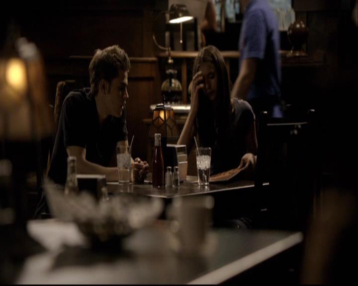 VampireDiariesWorld-dot-org_2x04MemoryLane1942.jpg