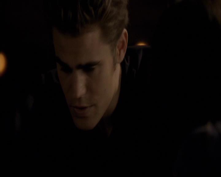 VampireDiariesWorld-dot-org_2x04MemoryLane1992.jpg